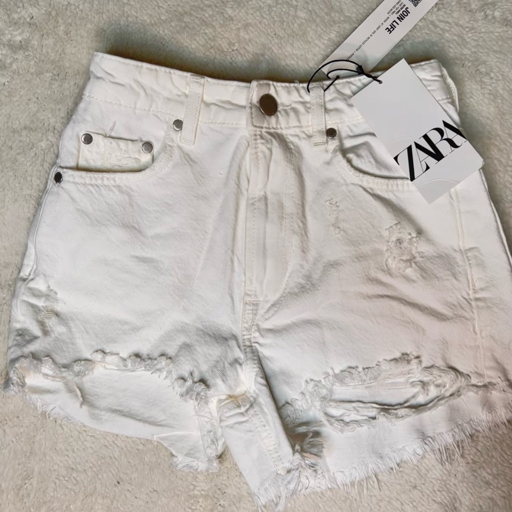 Zara White Shorts
